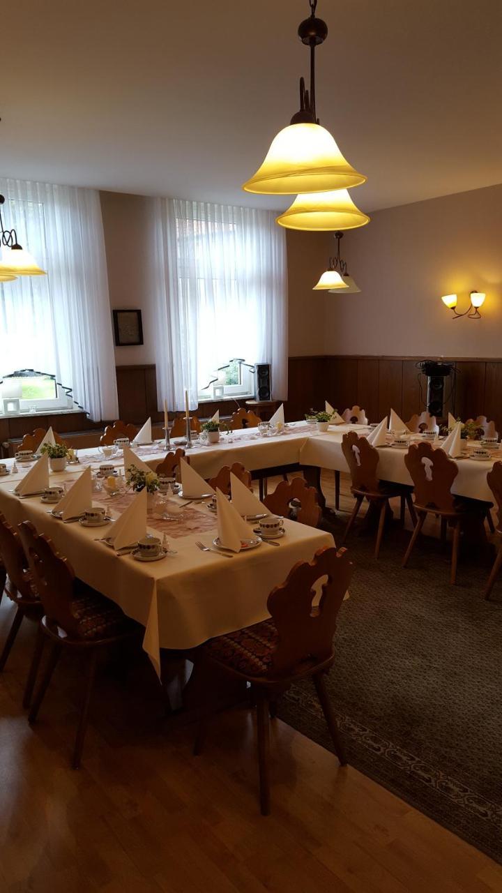 Gast- Und Pensionhaus Zur Linde Staufenberg (Lower-Saxony) Exterior foto